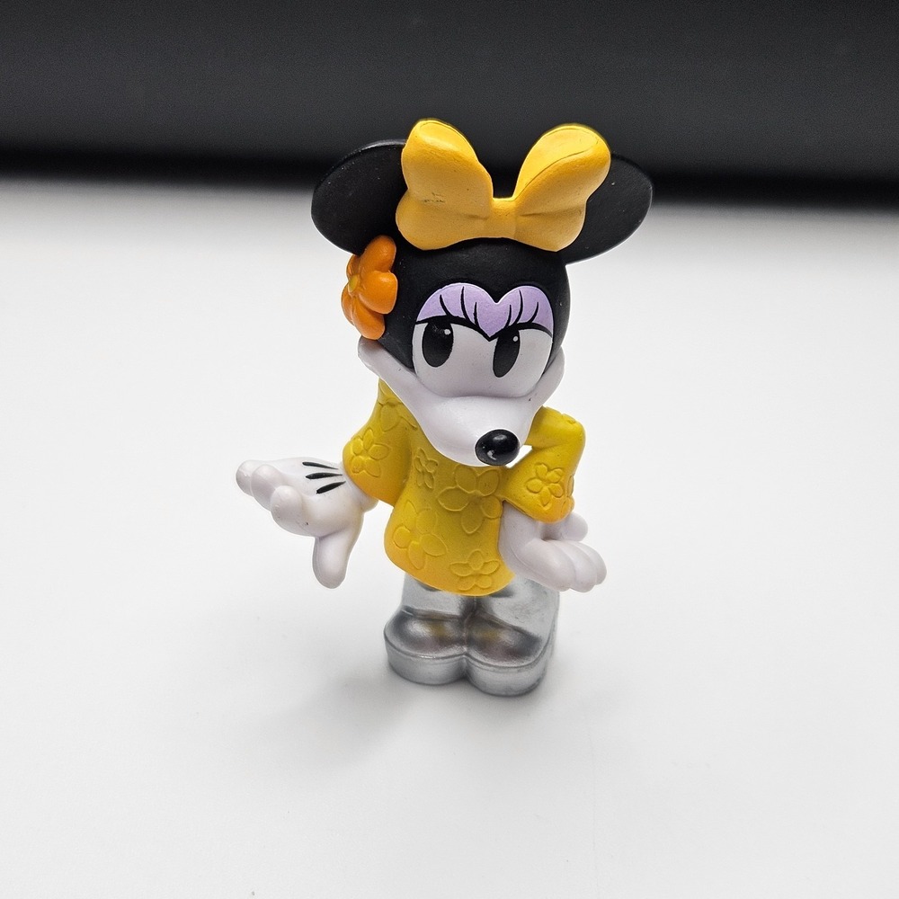 Disney Minnie Mouse Yellow Dress Flower Bow PVC Figure Vintage Toy